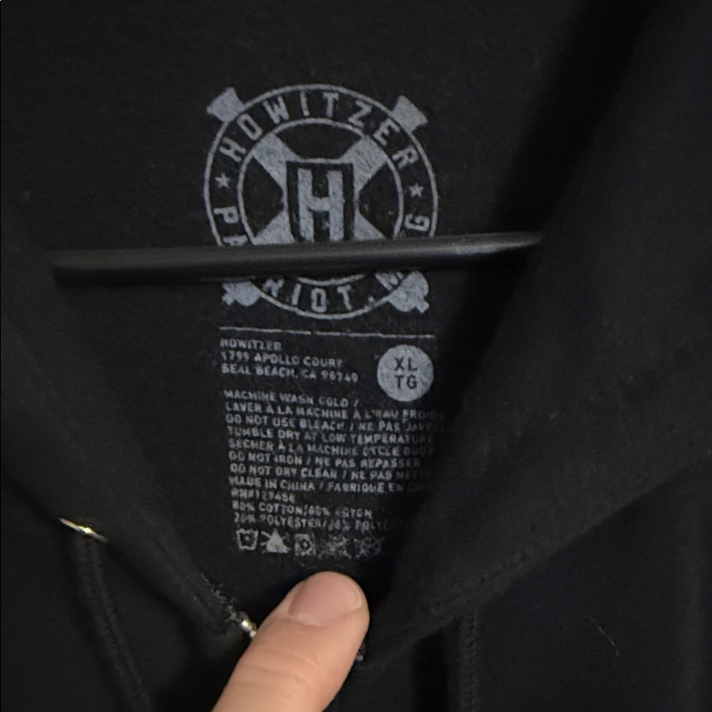 Men's Black Zip-Up Sweater with Skull Design - Picture 2 of 6
